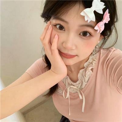 早餐时女歌迷快闪
